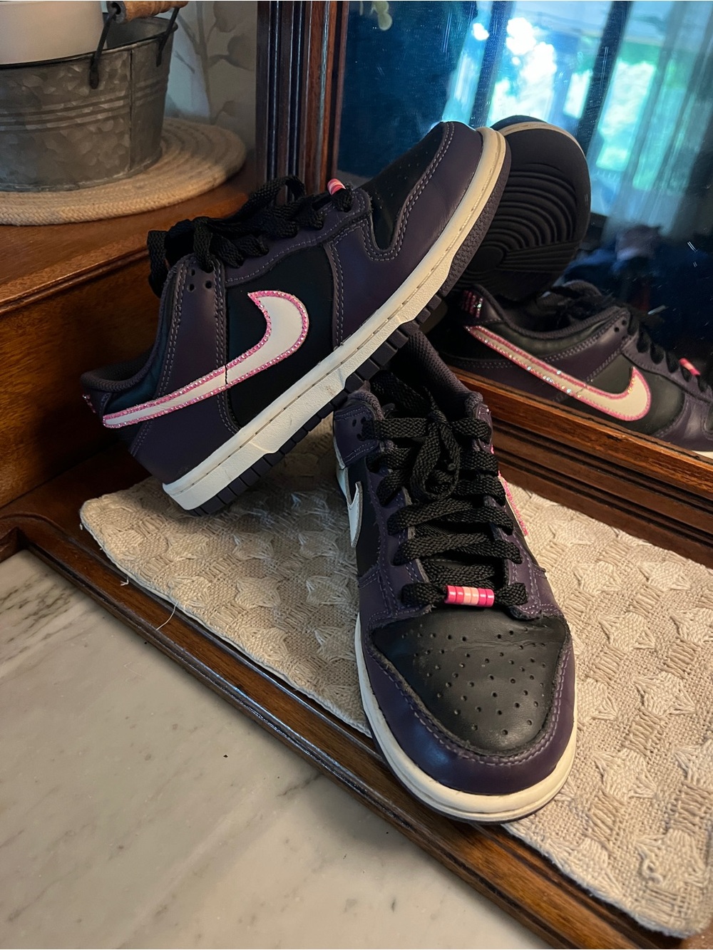 NIKE Classic Dunk Low Top SE UPCYCLED Rhinestone Sneakers Purple Pink Black Sz 4